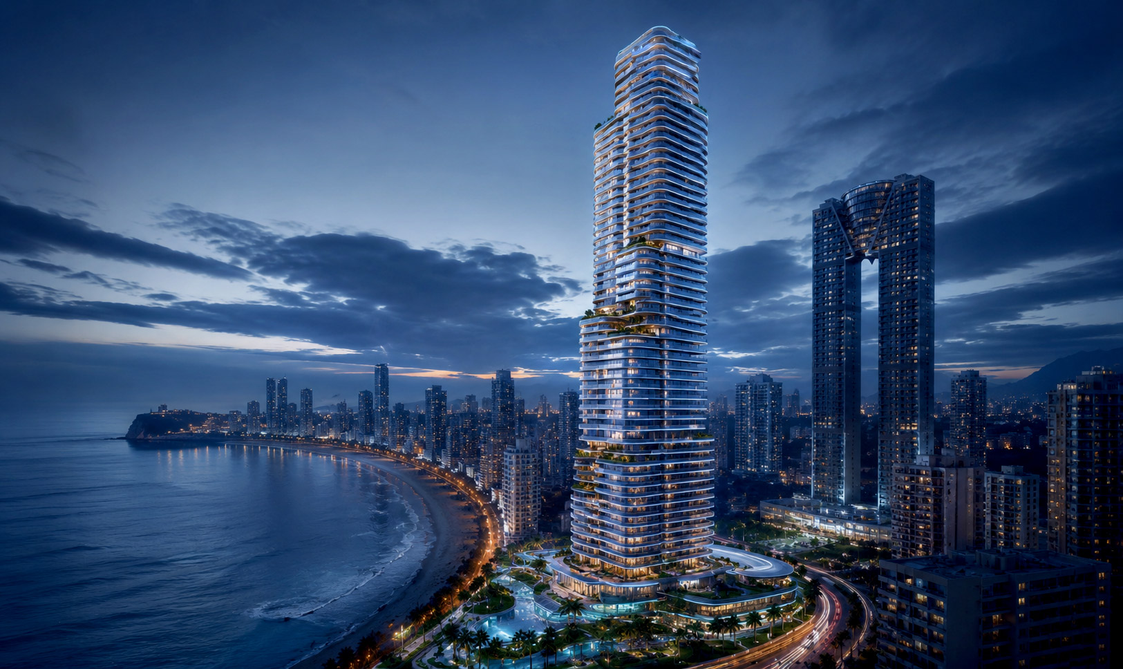 panorámica nocturna del edificio TM Tower de Benidorm